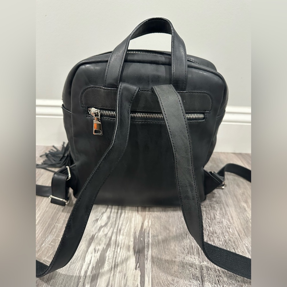 Steve Madden Backpack - Picture 2 of 6